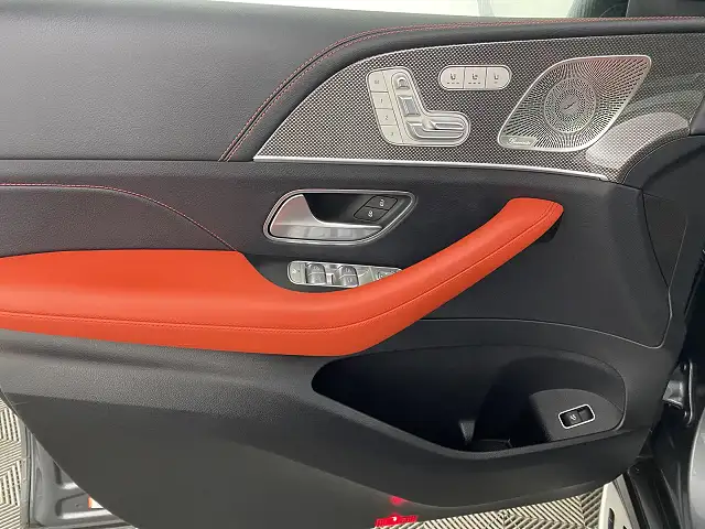 
								Mercedes-Benz GLE 53 AMG Coupe full									