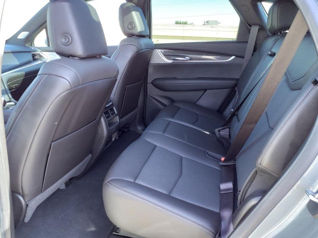 
								Cadillac XT5 Sport AWD full									