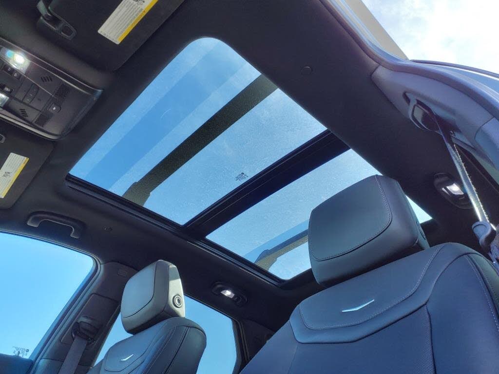 
								Cadillac XT5 Sport AWD full									