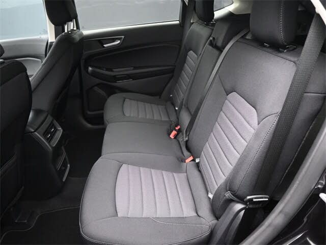 
								Ford Edge SE AWD full									