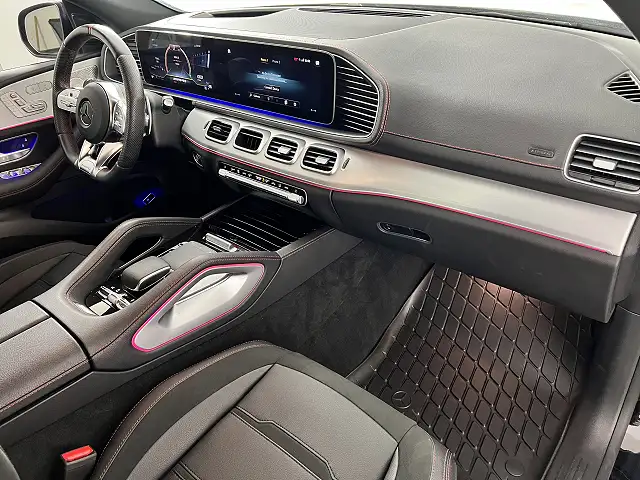 
								Mercedes Benz GLE 53 AMG Coupe full									