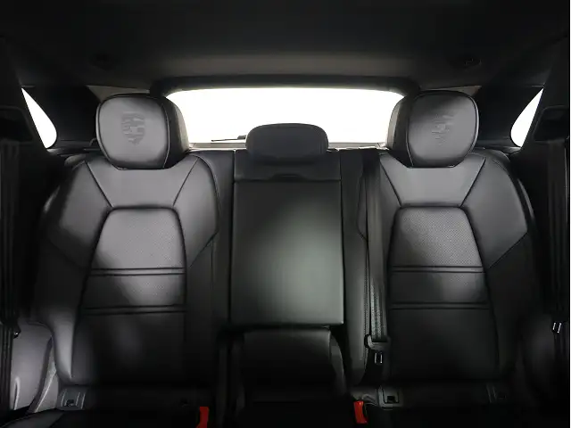 
								Porsche Cayenne S full									