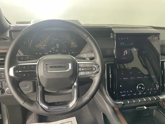 
								GMC Yukon Denali full									