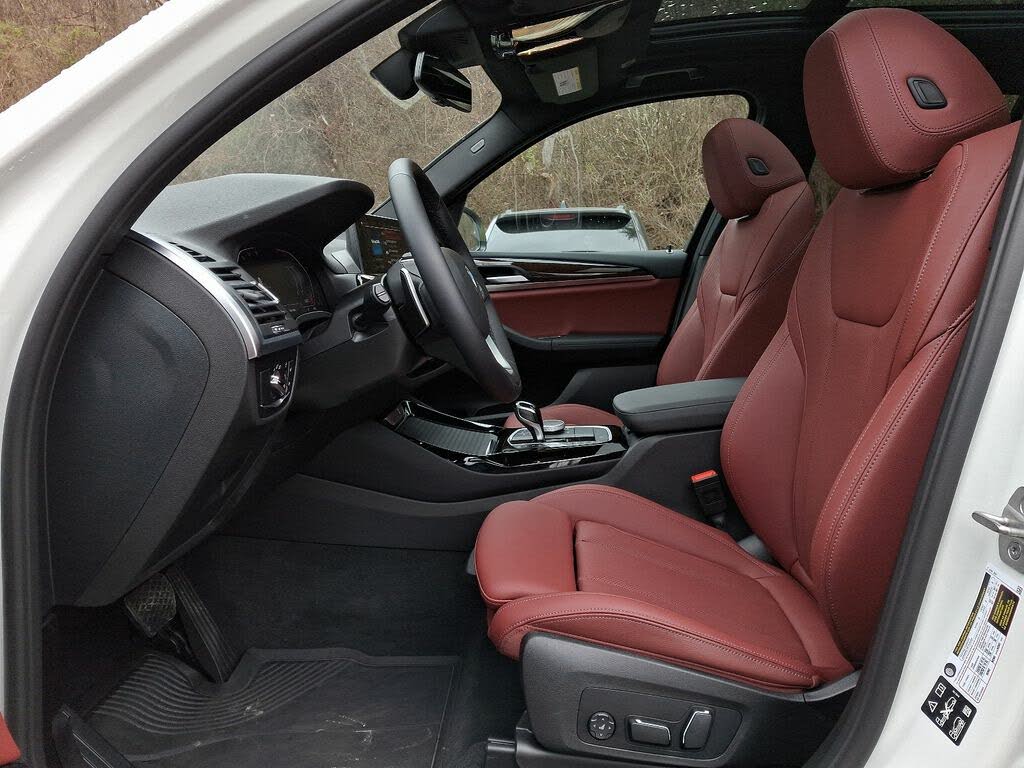 
								BMW X3 xDrive30i AWD full									