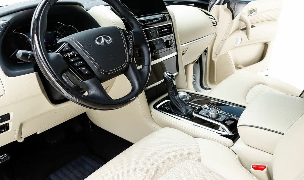 
								INFINITI QX80 Sensory 4WD full									