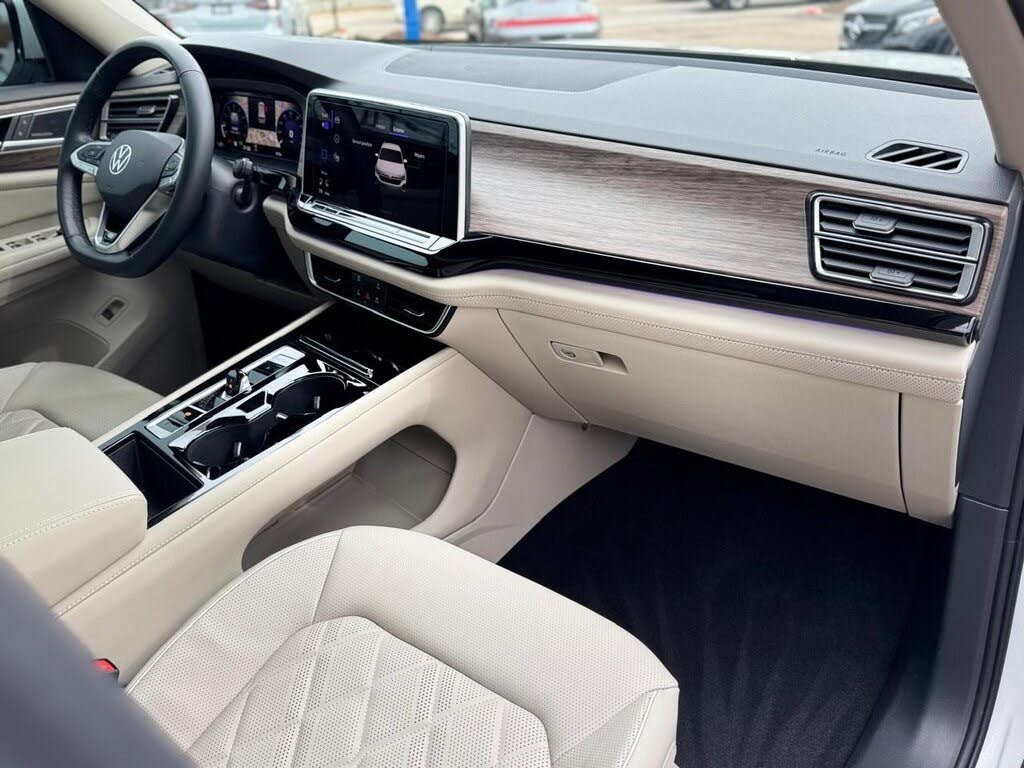 
								Volkswagen Atlas SEL Premium R-Line 4Motion AWD full									