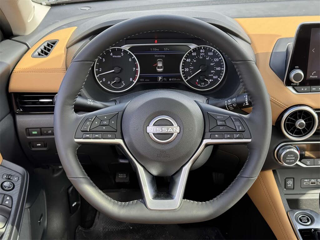 
								Nissan Sentra SV FWD full									