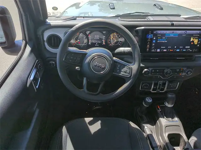 
								Jeep Gladiator Sport full									