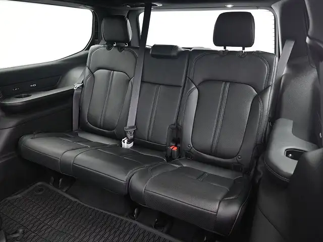 
								Jeep Wagoneer Series III full									