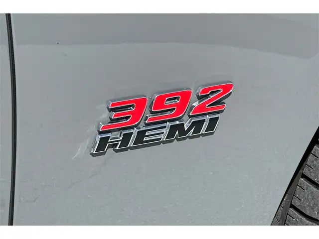 
								Dodge Charger Scat Pack full									