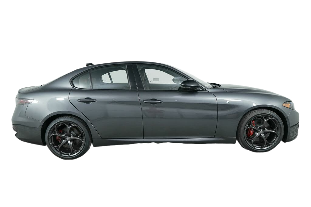 
								Alfa Romeo Giulia Ti RWD full									