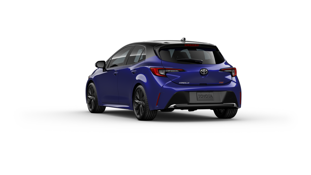 
								Toyota Corolla Hatchback XSE full									