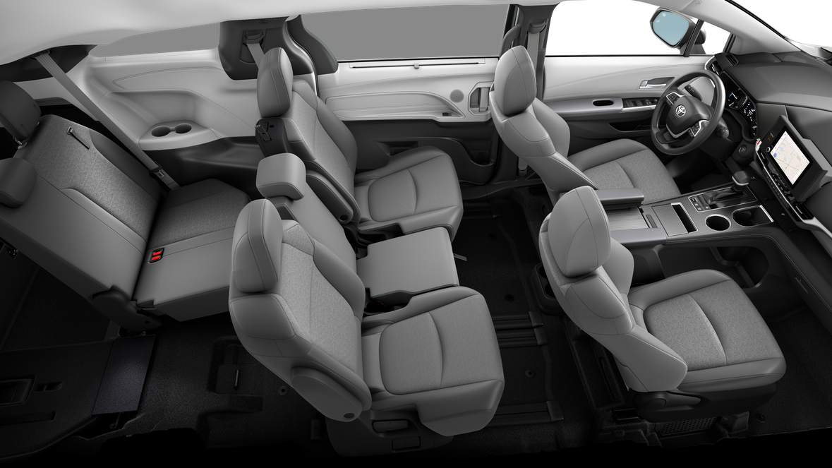 
								Toyota Sienna LE full									