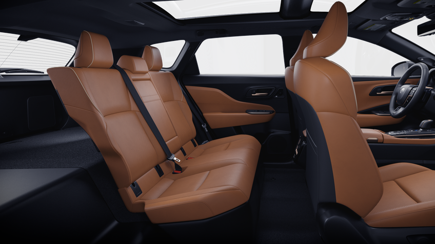 
								Toyota Crown Signia Limited full									