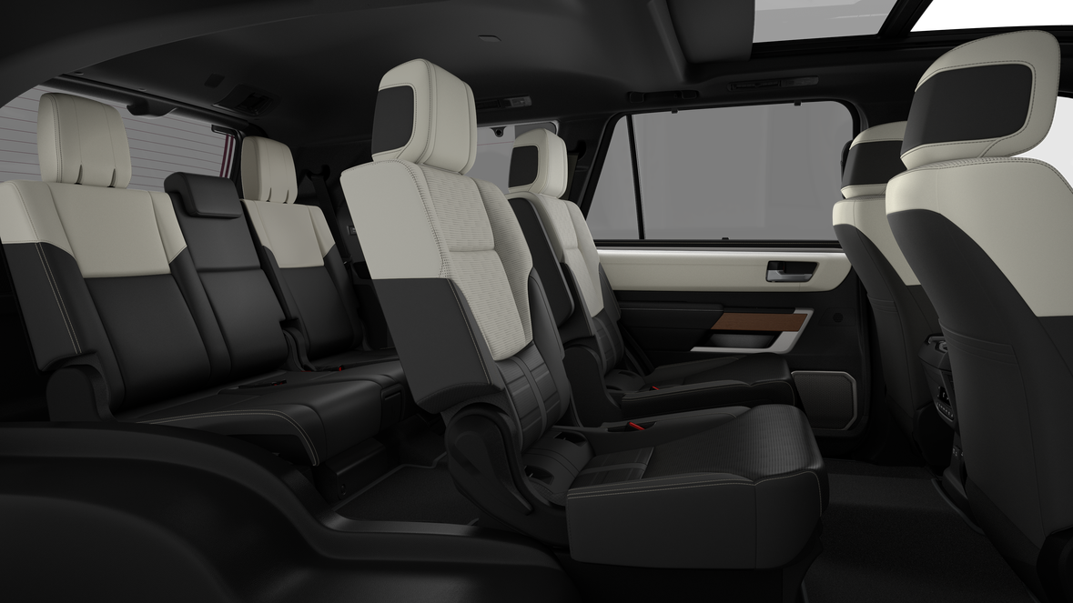 
								Toyota Sequoia Capstone full									