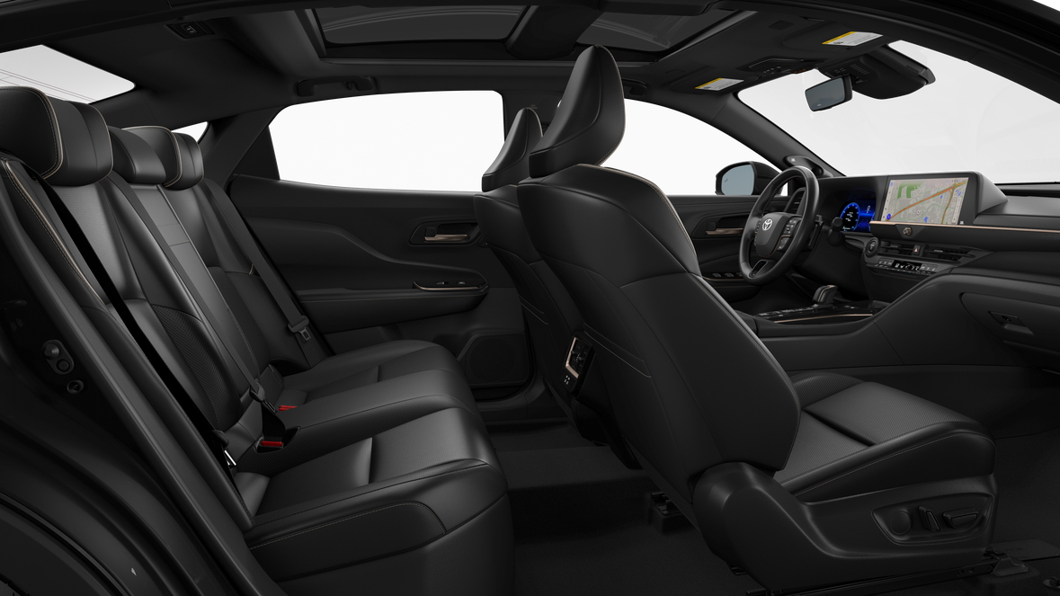 
								Toyota Crown Platinum full									