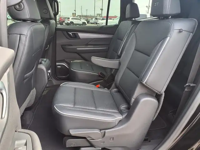 
								Buick Enclave Sport Touring full									