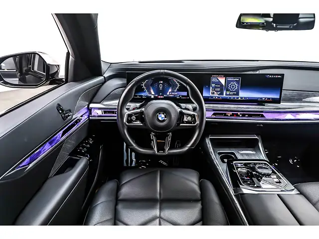 
								BMW 7 Series 740i full									