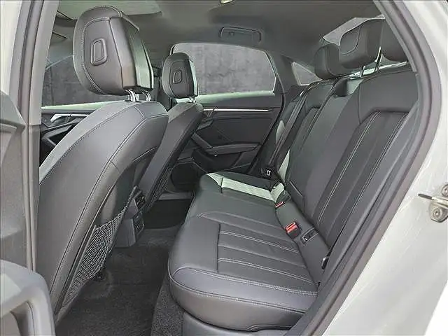 
								Audi A3 Premium full									