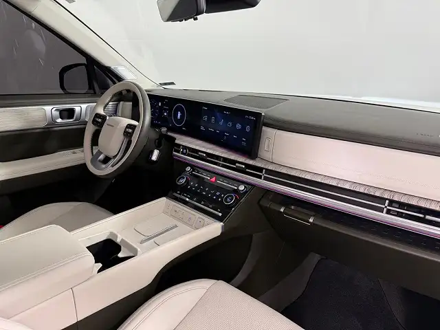 
								Hyundai Santa Fe Calligraphy full									