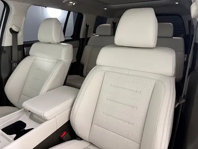 
								Hyundai Santa Fe Calligraphy full									