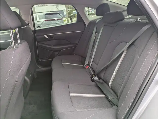 
								Hyundai Sonata SEL full									