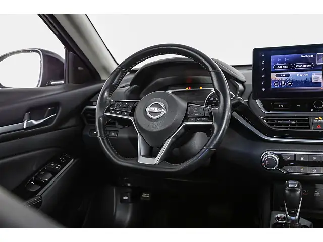 
								Nissan Altima SR full									