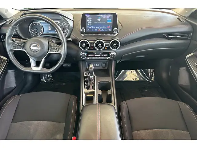 
								Nissan Sentra SR full									