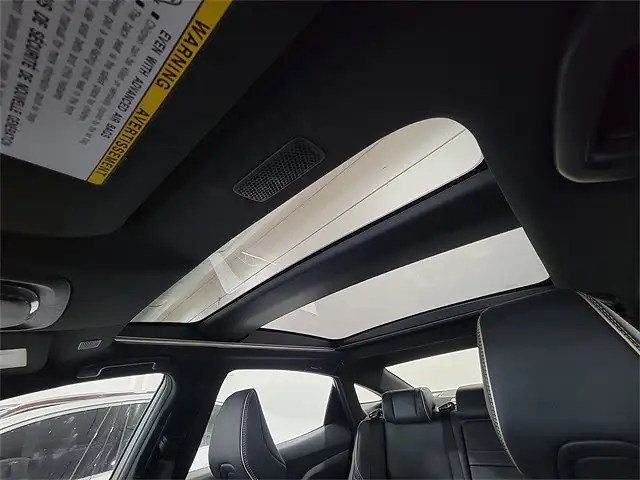 
								Toyota Crown Limited full									