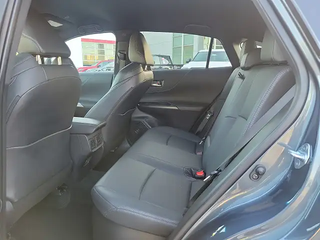 
								Toyota Venza XLE full									