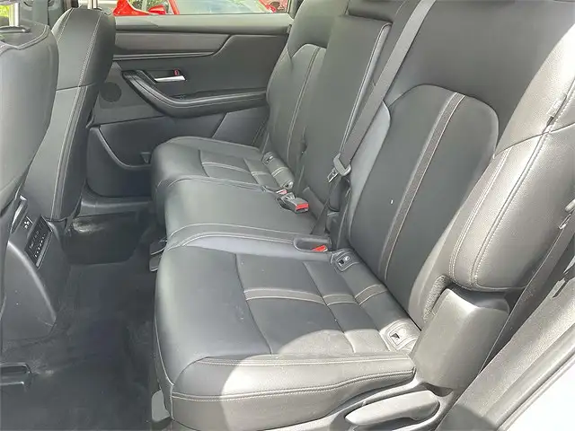 
								Mazda CX-90 Select full									