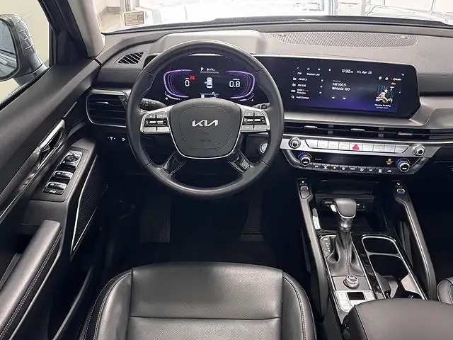 
								Kia Telluride S full									