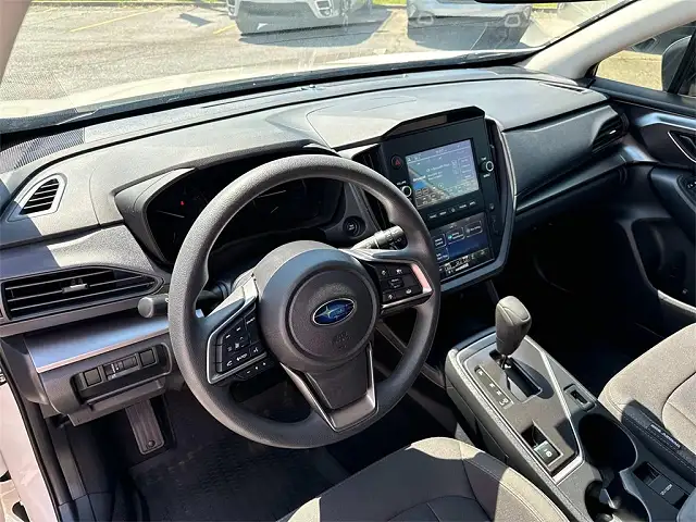 
								Subaru Impreza Base full									