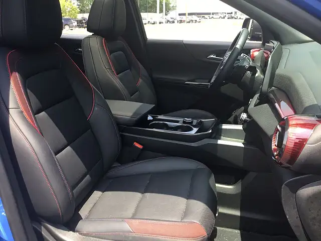 
								Chevrolet Equinox RS full									