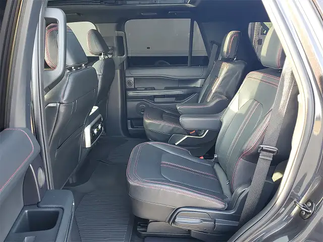 
								Ford Expedition Limited full									