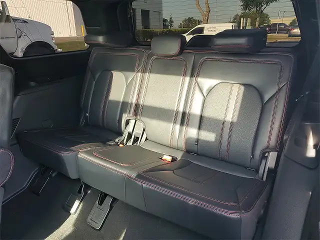 
								Ford Expedition Limited full									