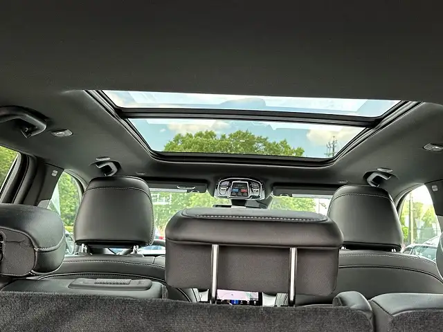 
								Jeep Grand Cherokee Overland 4xe full									