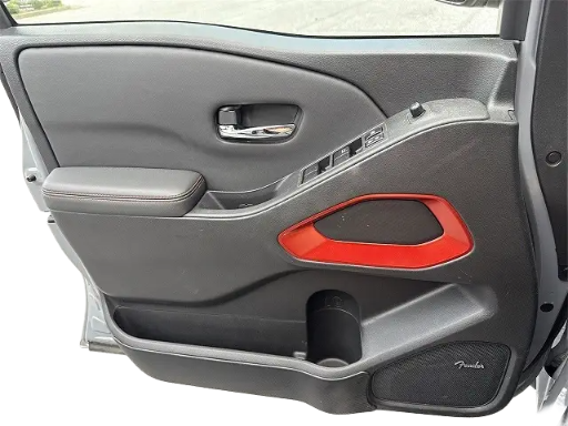 
								Nissan Frontier PRO-4X full									