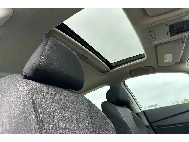 
								Honda Accord EX full									