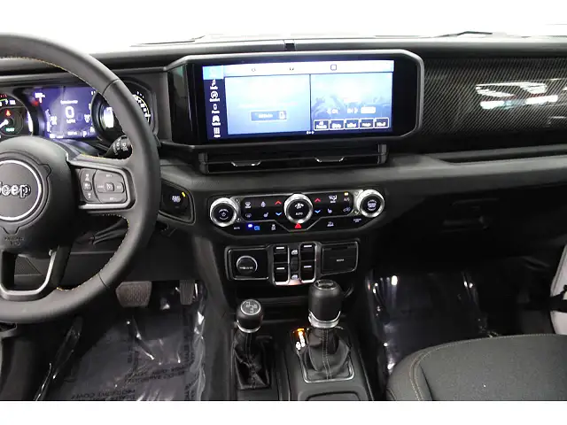 
								Jeep Wrangler Sport 4xe full									